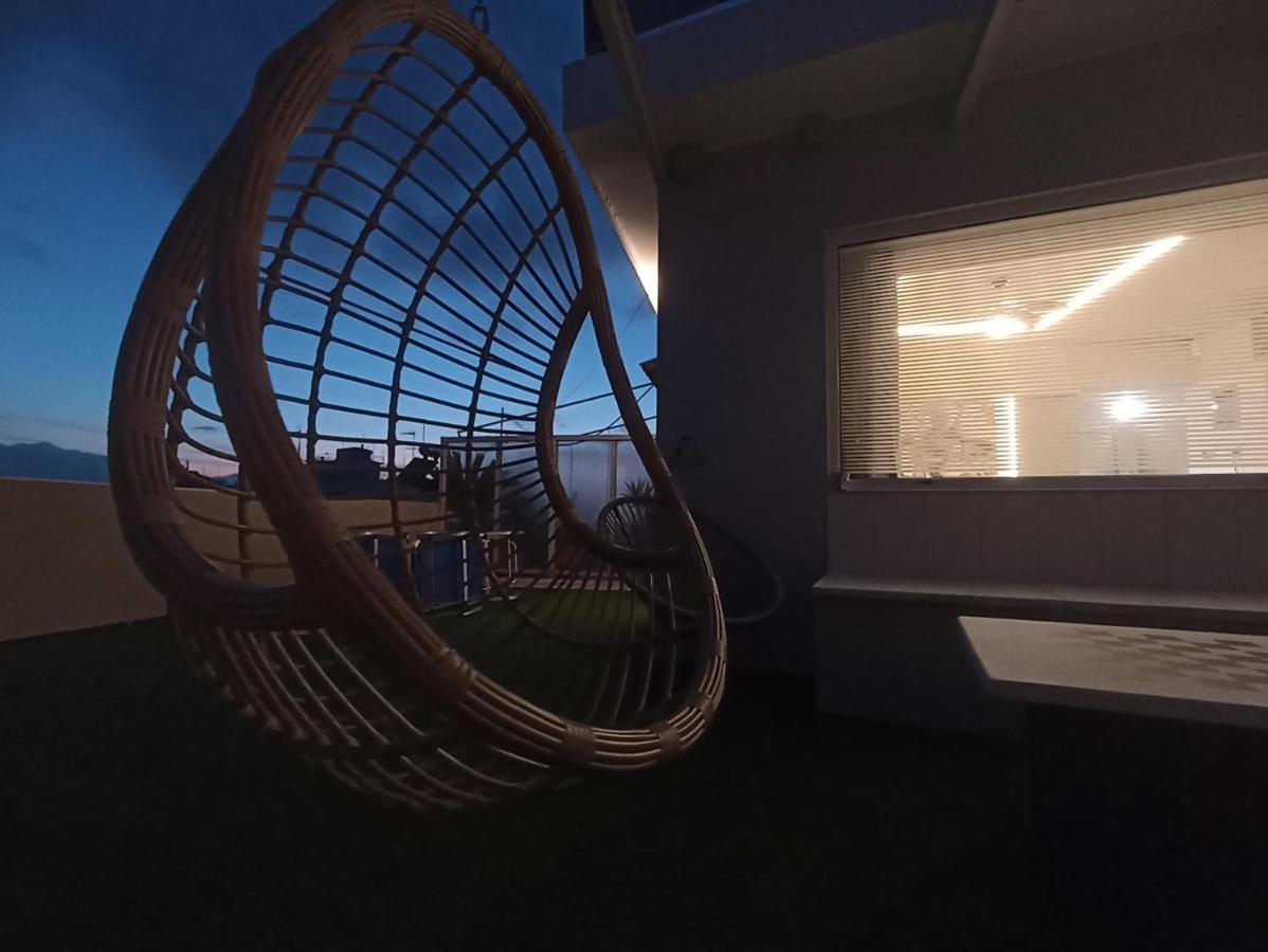 Tiny Central Penthouse, Big Terrace Calamata Exterior foto